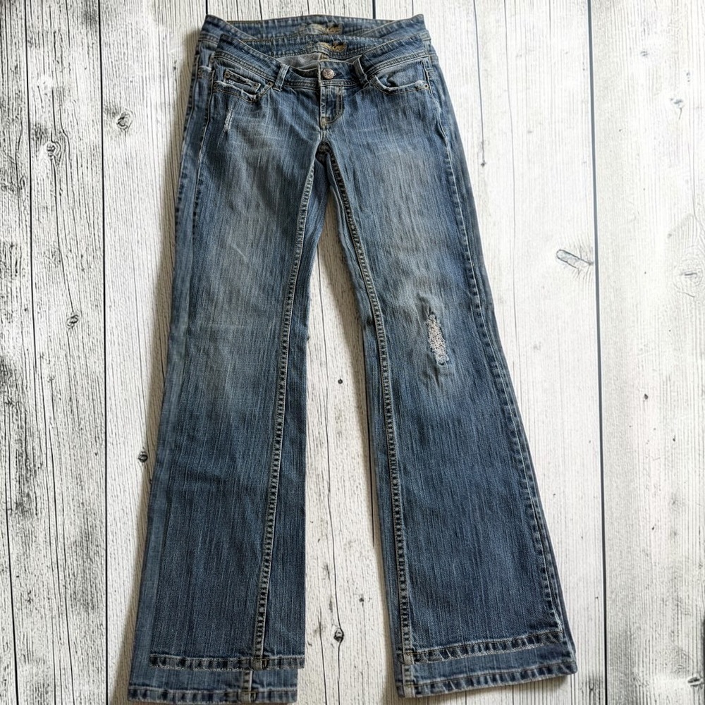 Distressed Low Rise Flare Denim Medium Wash Women 2 American Eagle